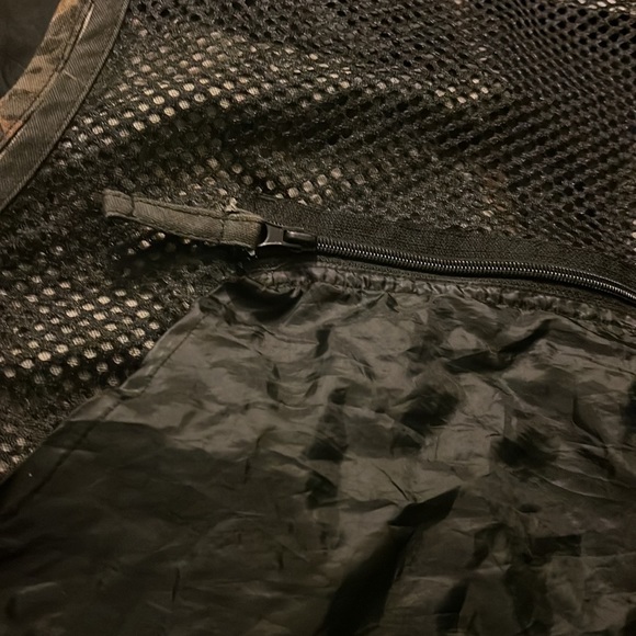 Quail Unlimited Dove Hunter Camo bird hunting vest. XL - Picture 7 of 8